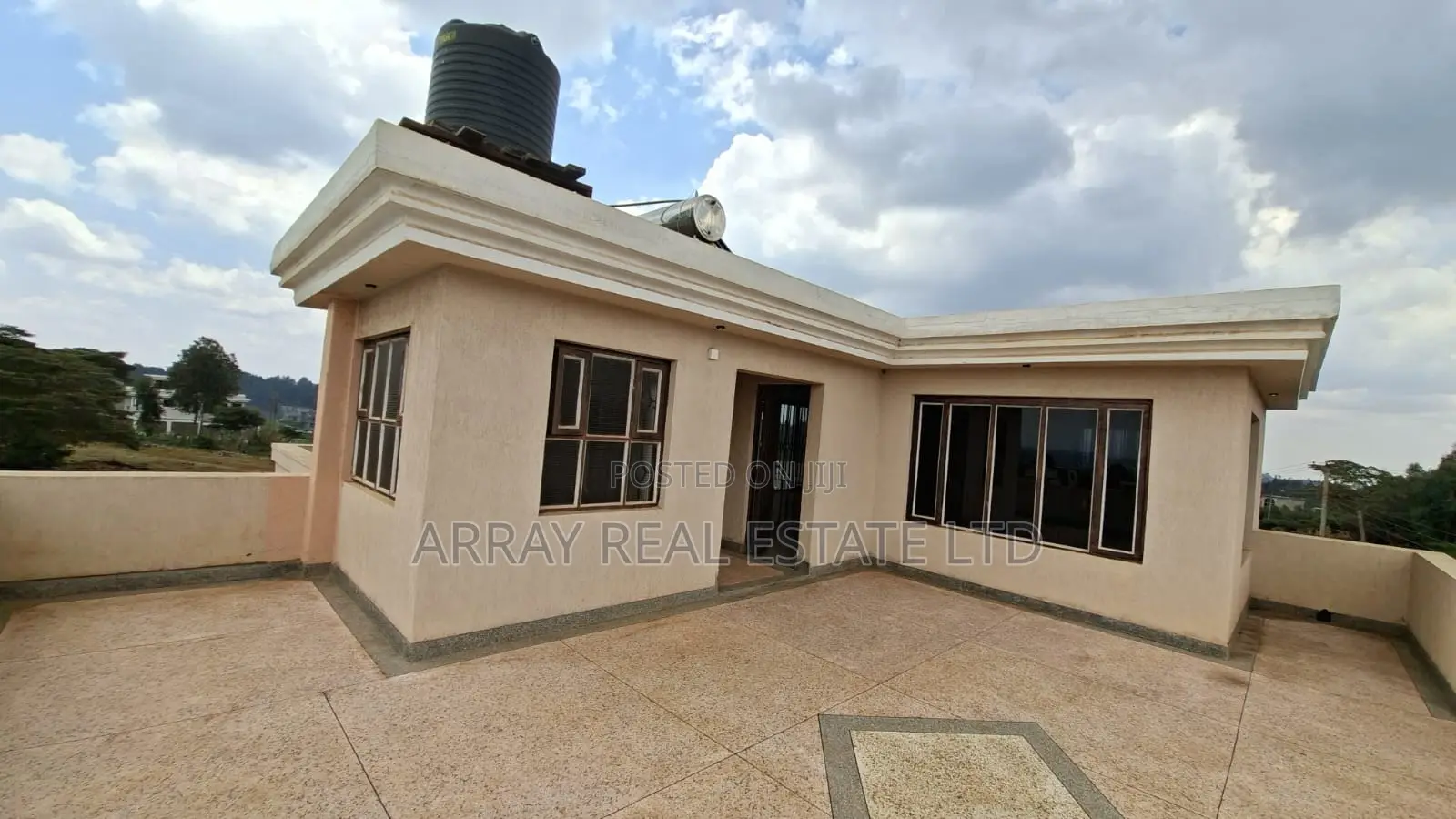 3bdrm House in Karai for sale