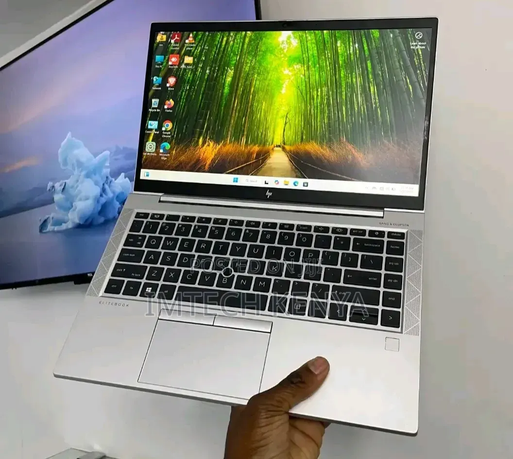 Laptop HP EliteBook 845 G7 8GB AMD Ryzen 5 SSD 256GB