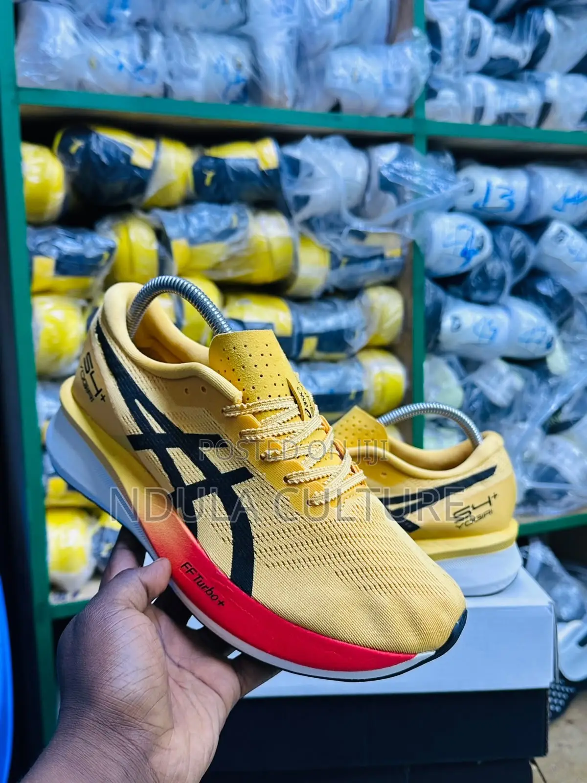Asics Yogiri S4