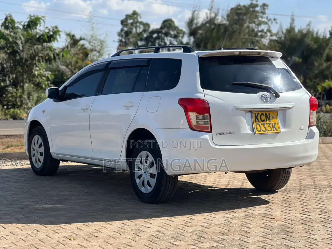 Toyota Corolla Fielder 1.5 Petrol FWD 2010 White