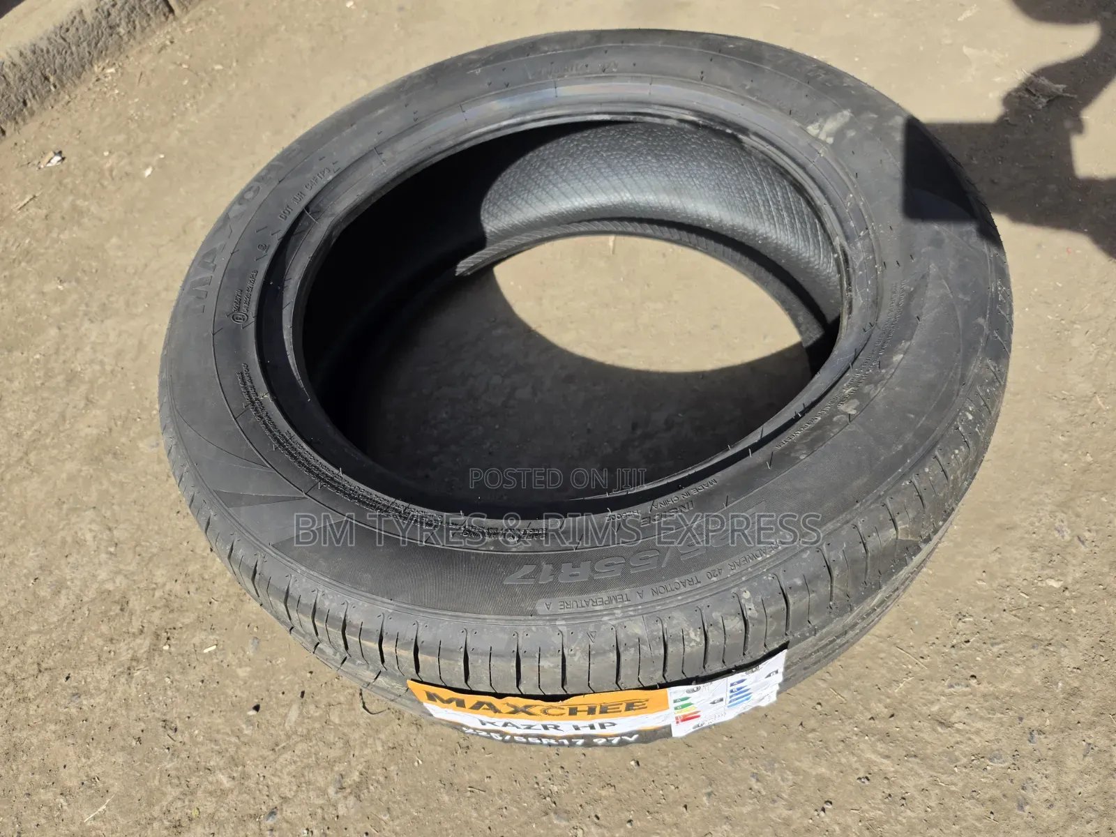 225 /55 R17 Maxchee Tires
