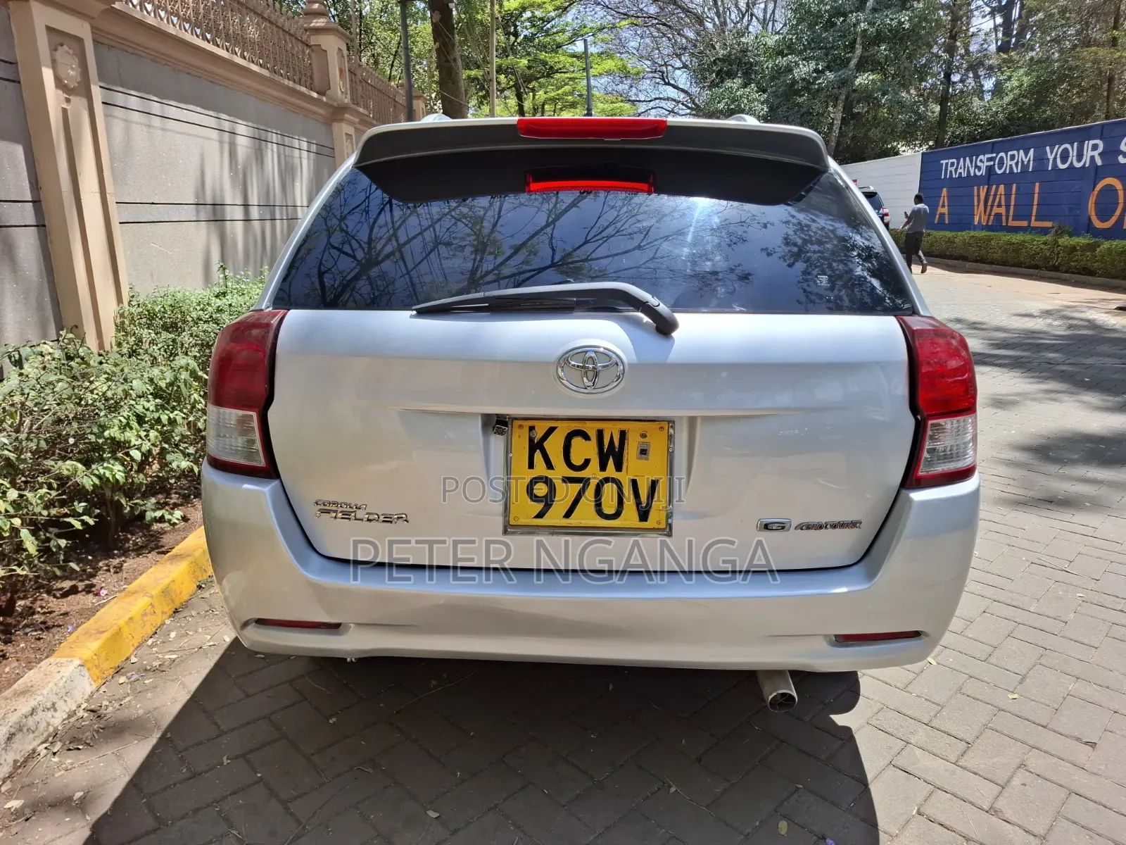 Toyota Corolla Fielder 1.5 Hybrid FWD 2013 Gray