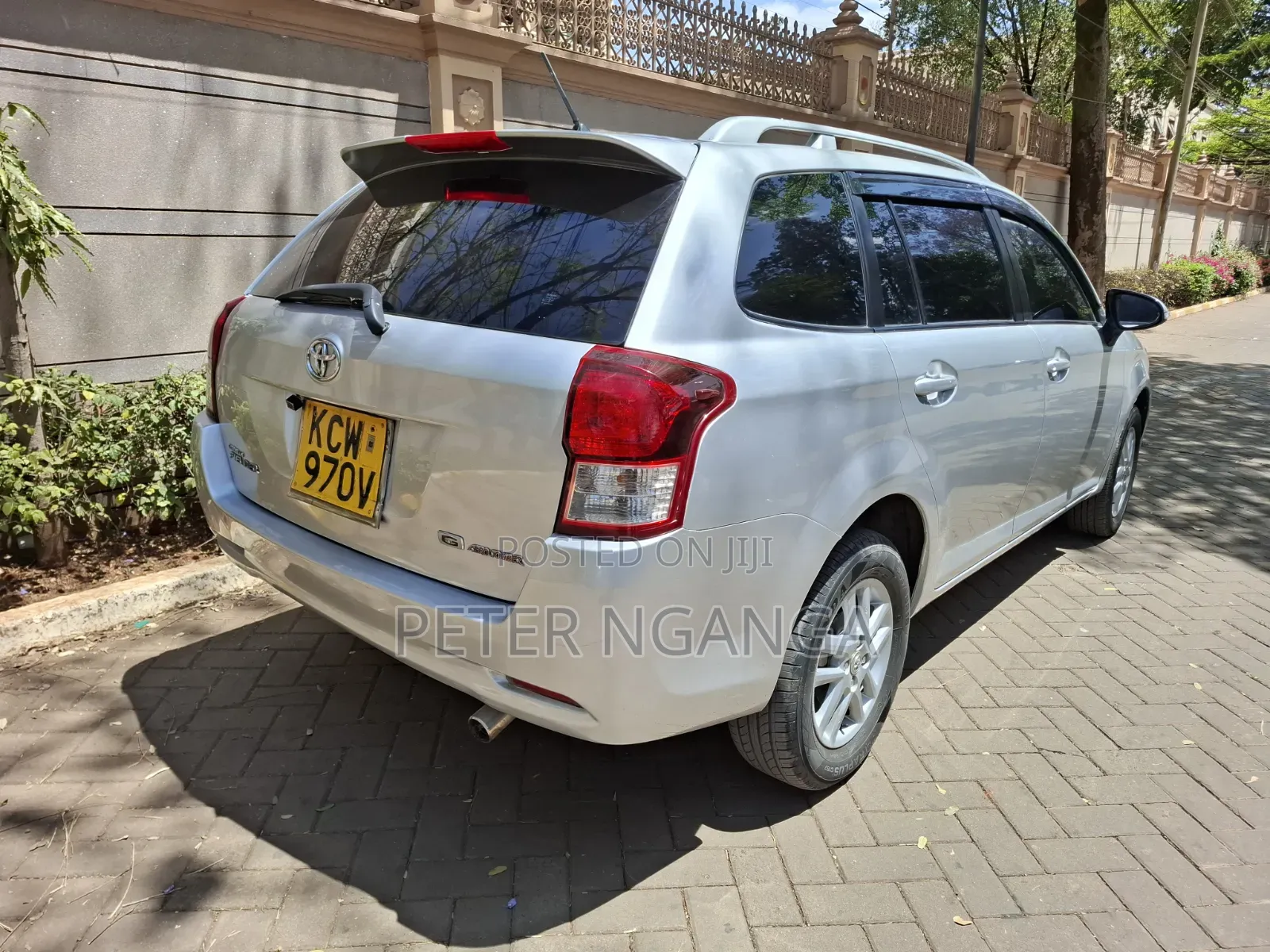 Toyota Corolla Fielder 1.5 Hybrid FWD 2013 Gray