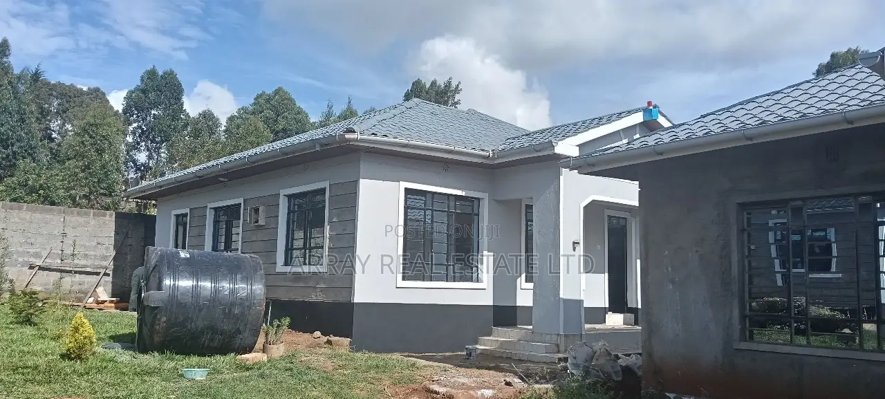 3bdrm Bungalow in Karai for sale