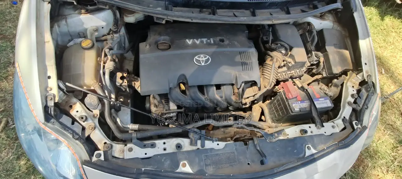Toyota Auris 2010 White