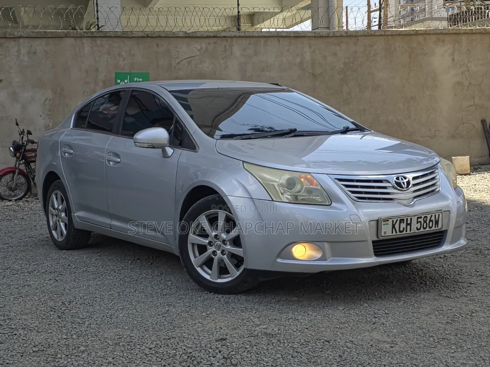 Toyota Avensis 2009 Silver