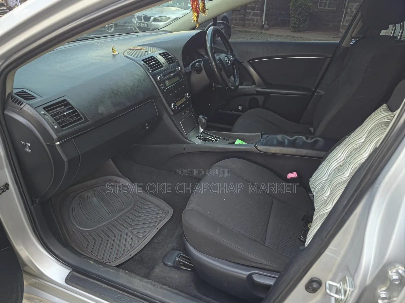 Toyota Avensis 2009 Silver