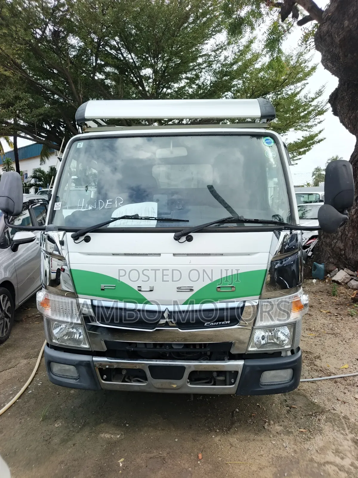 Mitsubishi Fuso Canter 2021 White