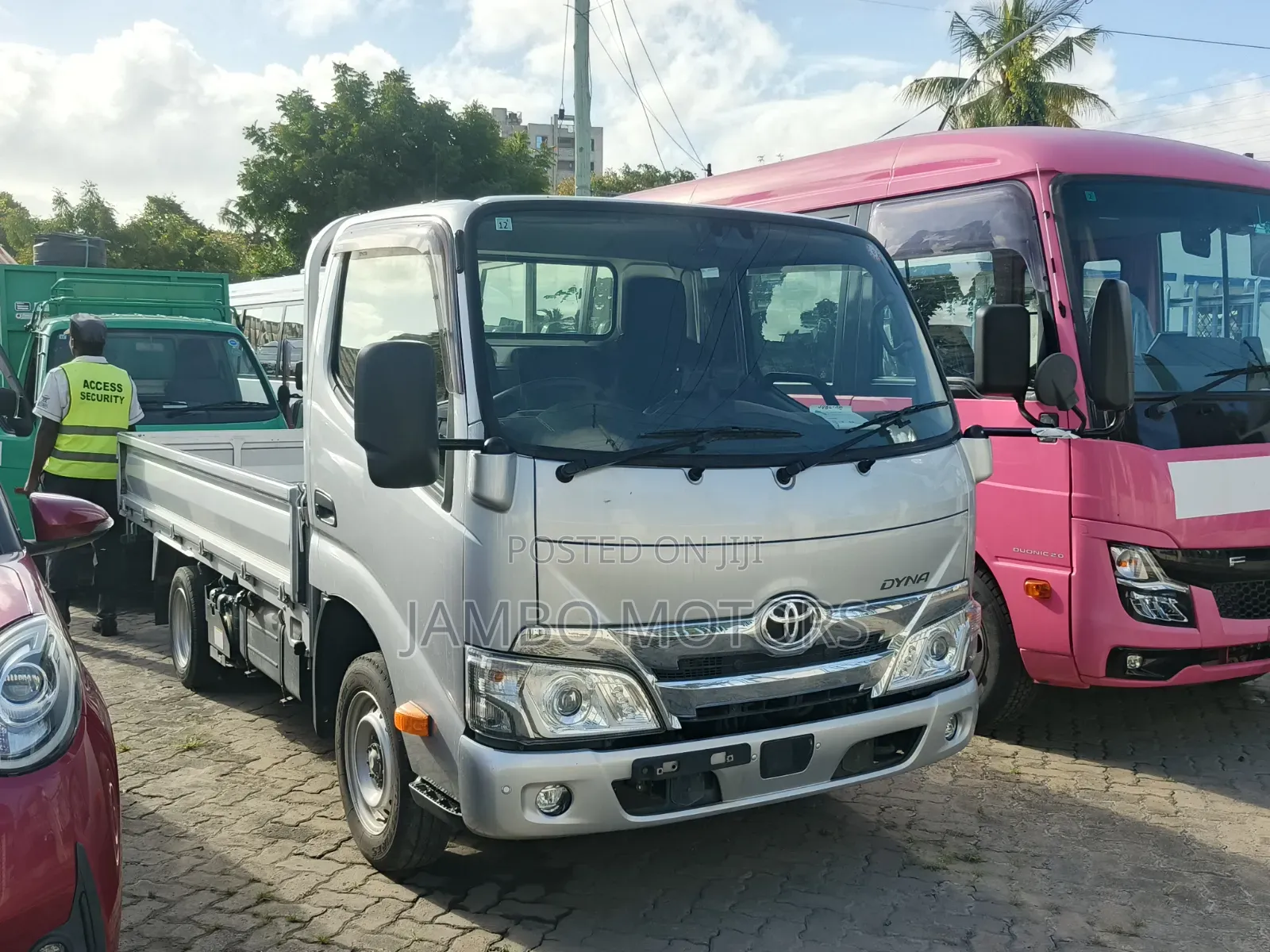 Toyota Dyna 2022 Silver