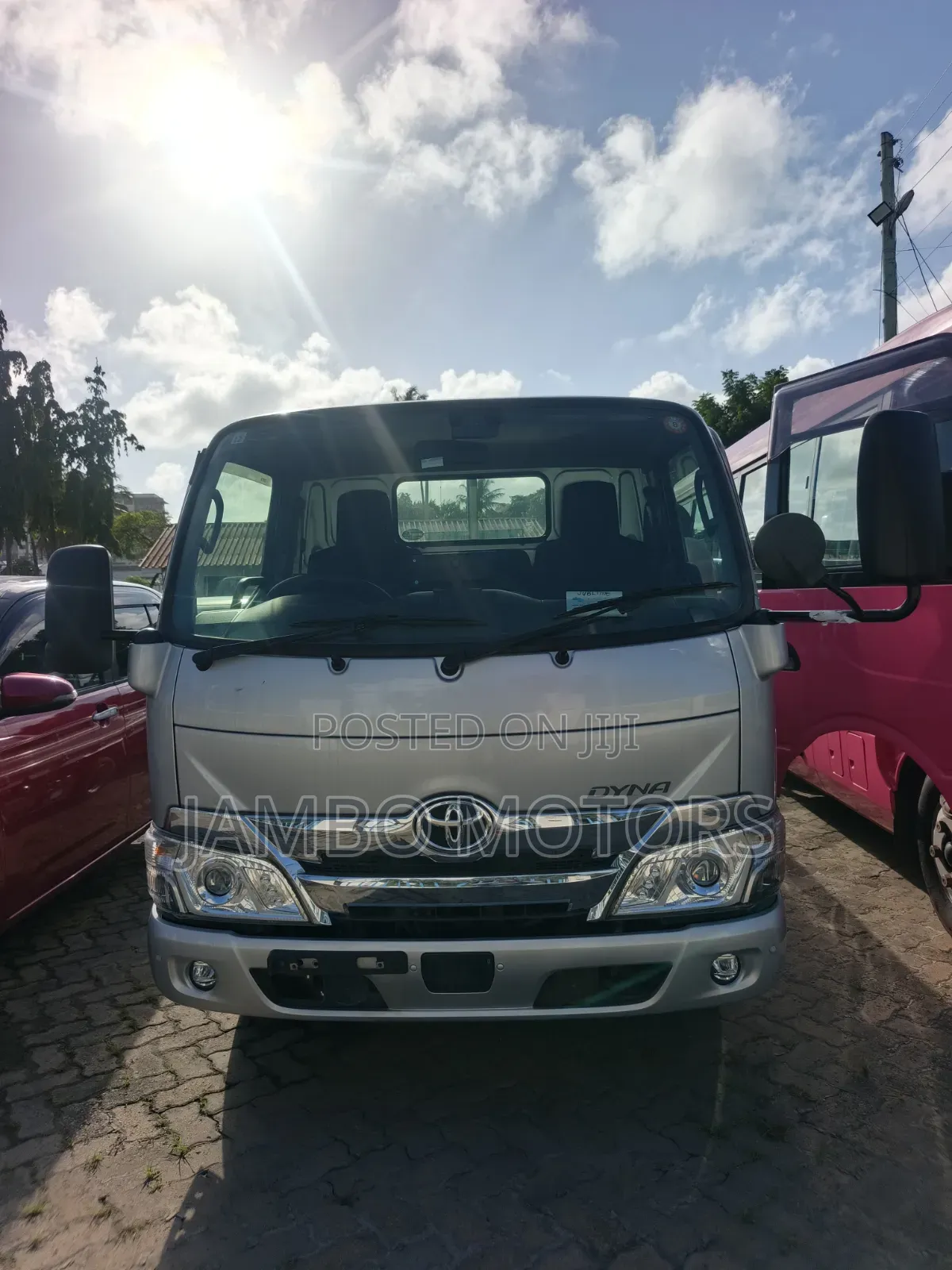 Toyota Dyna 2022 Silver