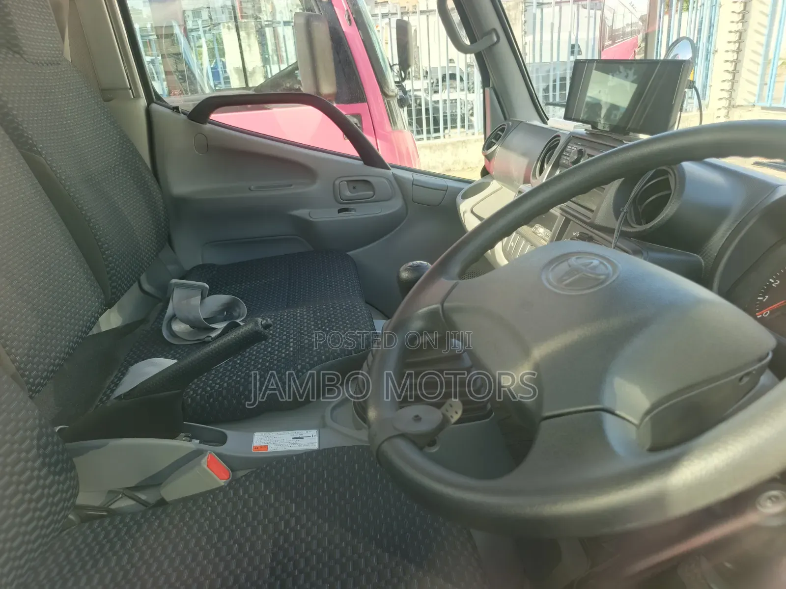 Toyota Dyna 2022 Silver