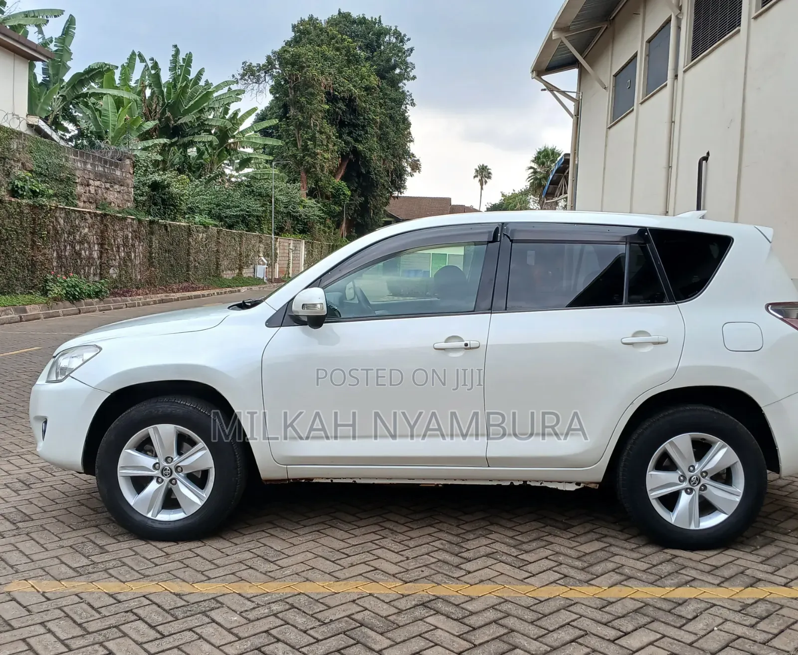 Toyota RAV4 2015 White