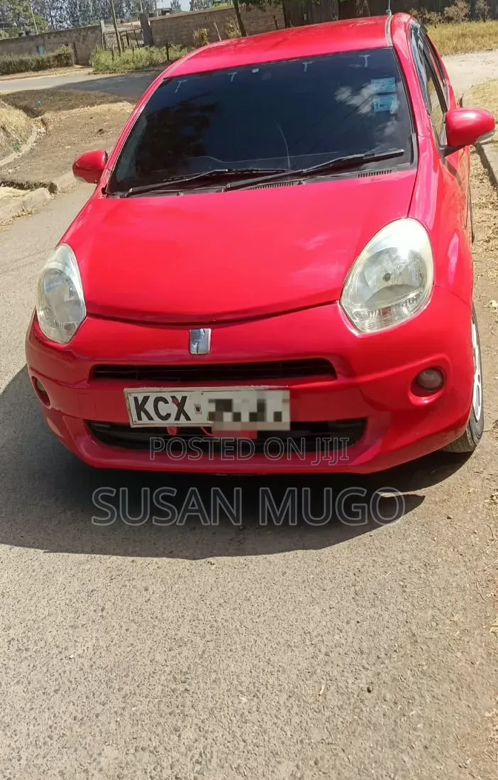 Toyota Passo 2012 Red