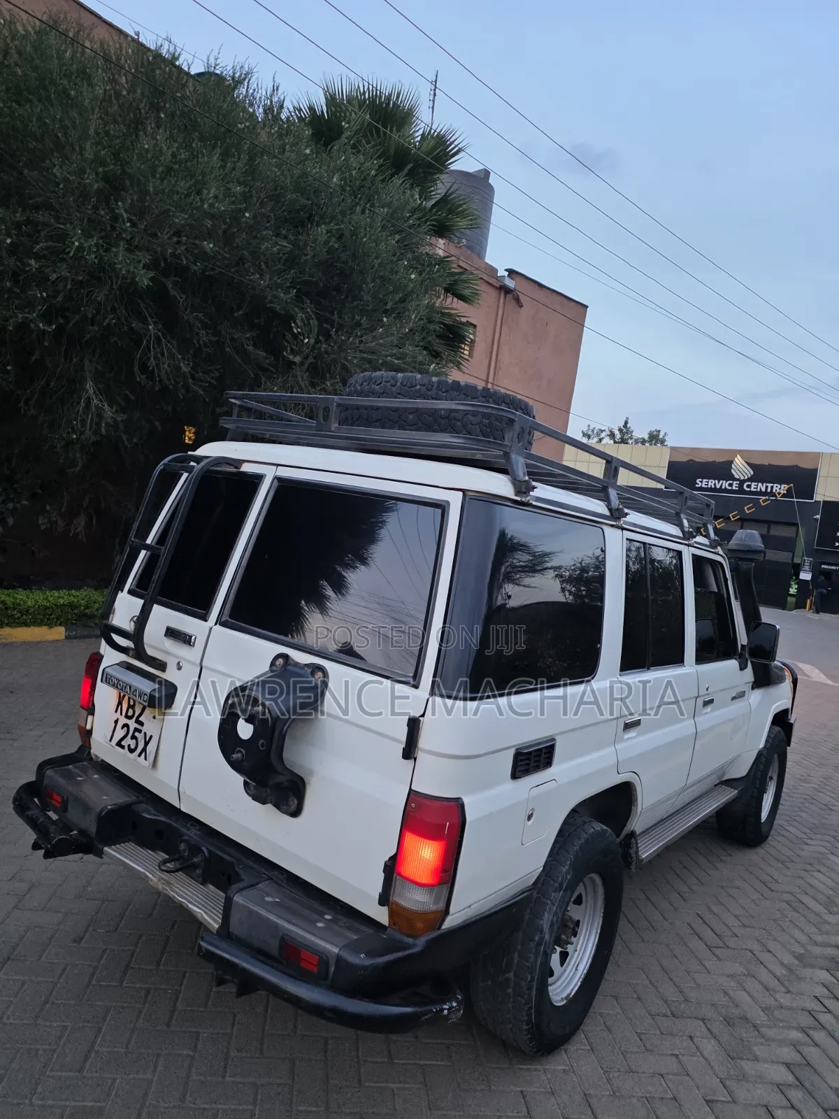 Toyota Land Cruiser 2014 White