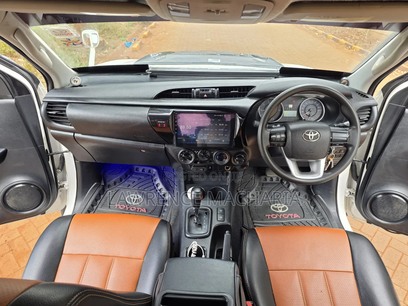 Toyota Hilux 2017 White