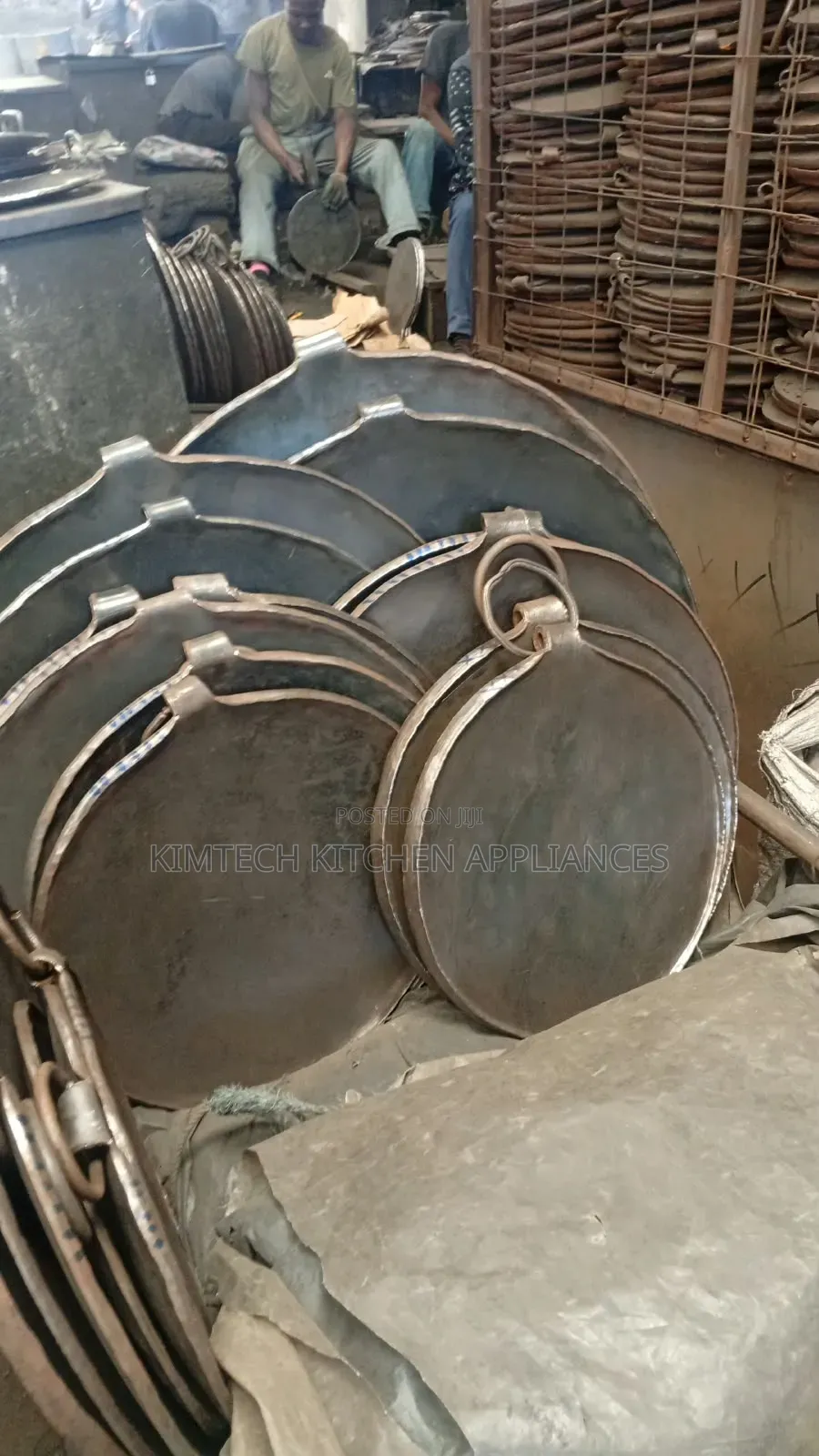 Heavy Metallic Pans
