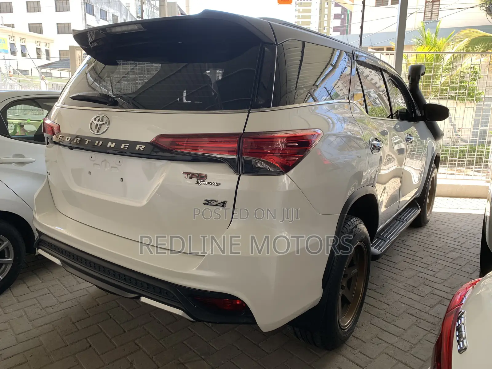 Toyota Fortuner 2.8 D AWD 2019 Pearl