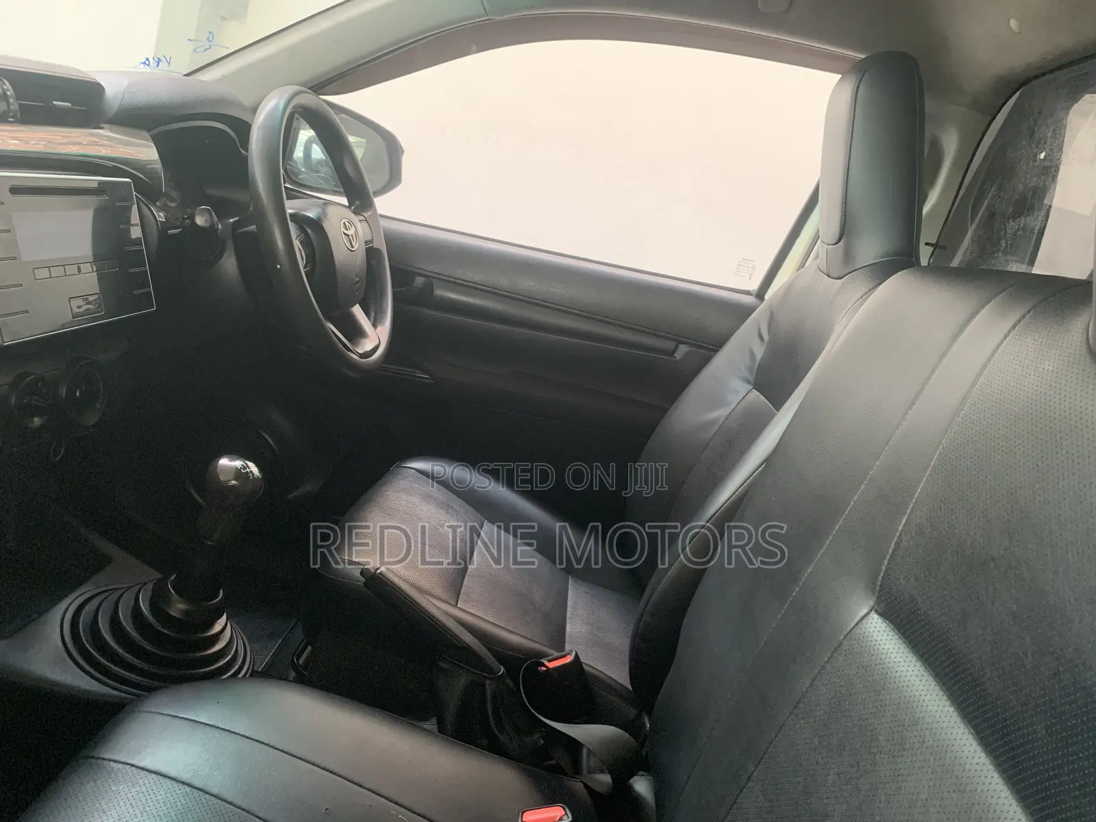 Toyota Hilux Revo Single Cab Deisel 2.4 RWD 2019 Off white
