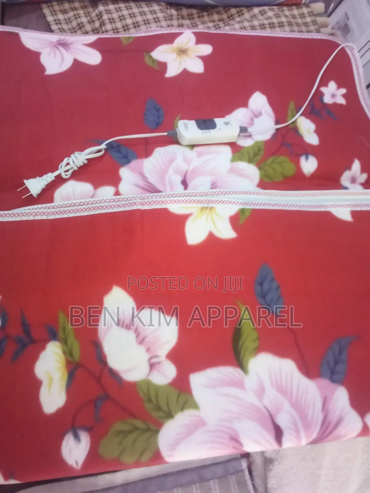 Electric Heated Blankets 120cms by 150cms.