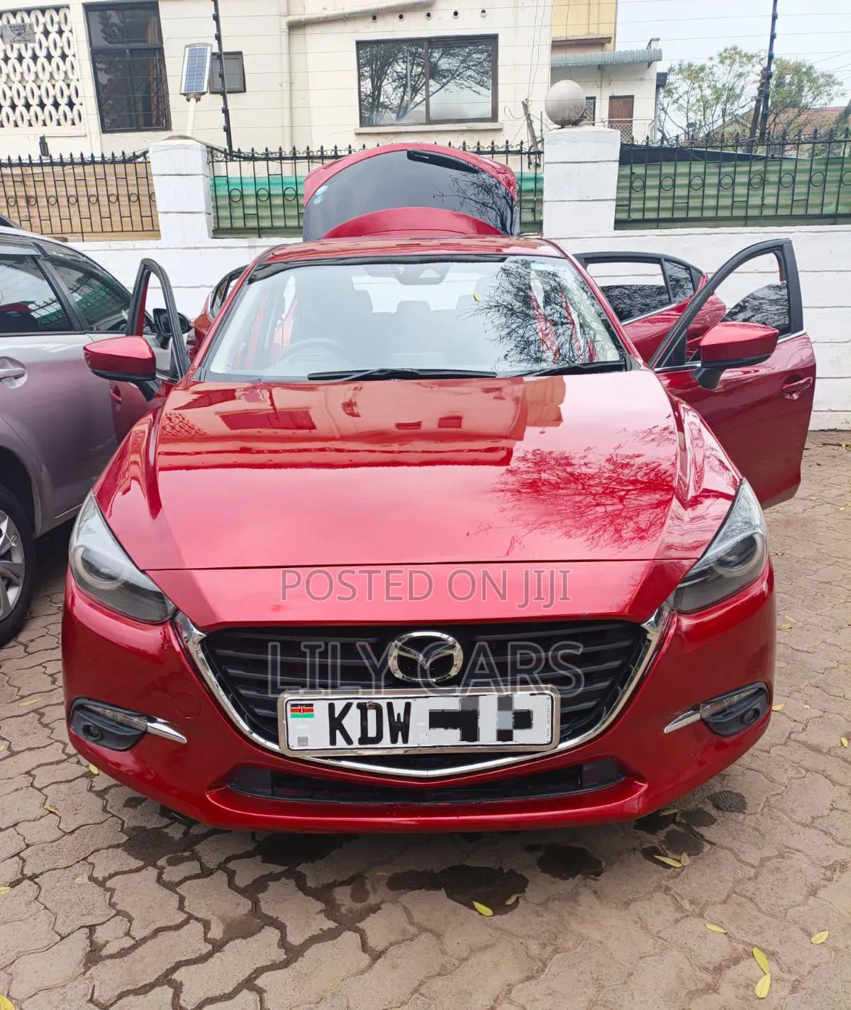 Mazda Axela 2015 Red