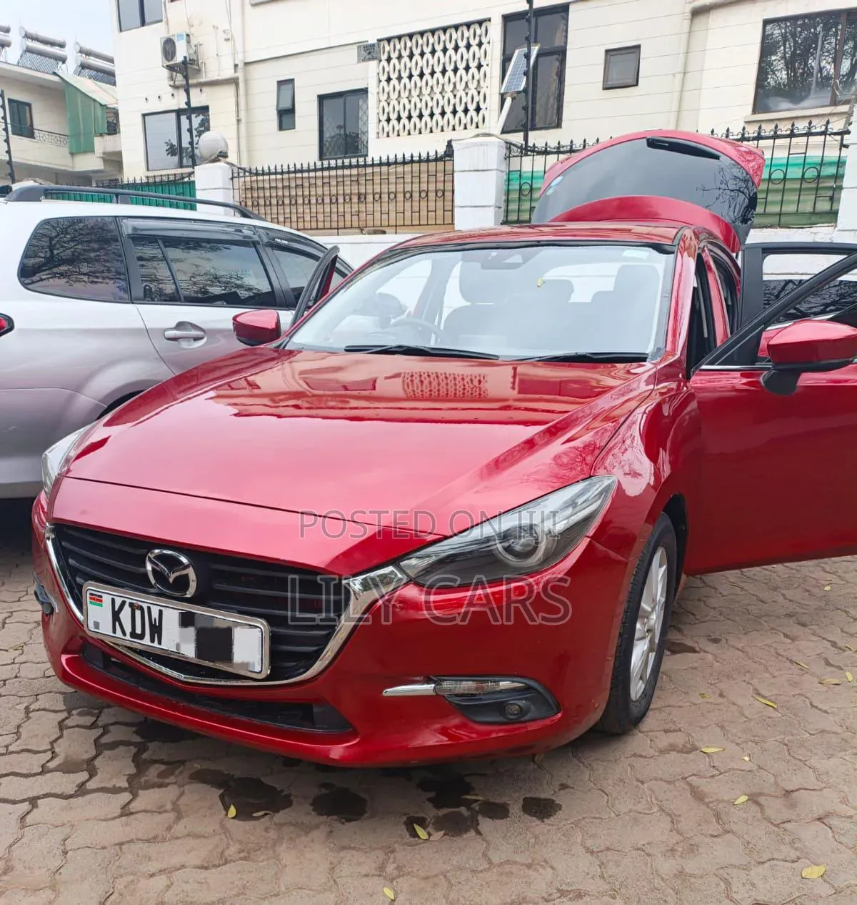 Mazda Axela 2015 Red