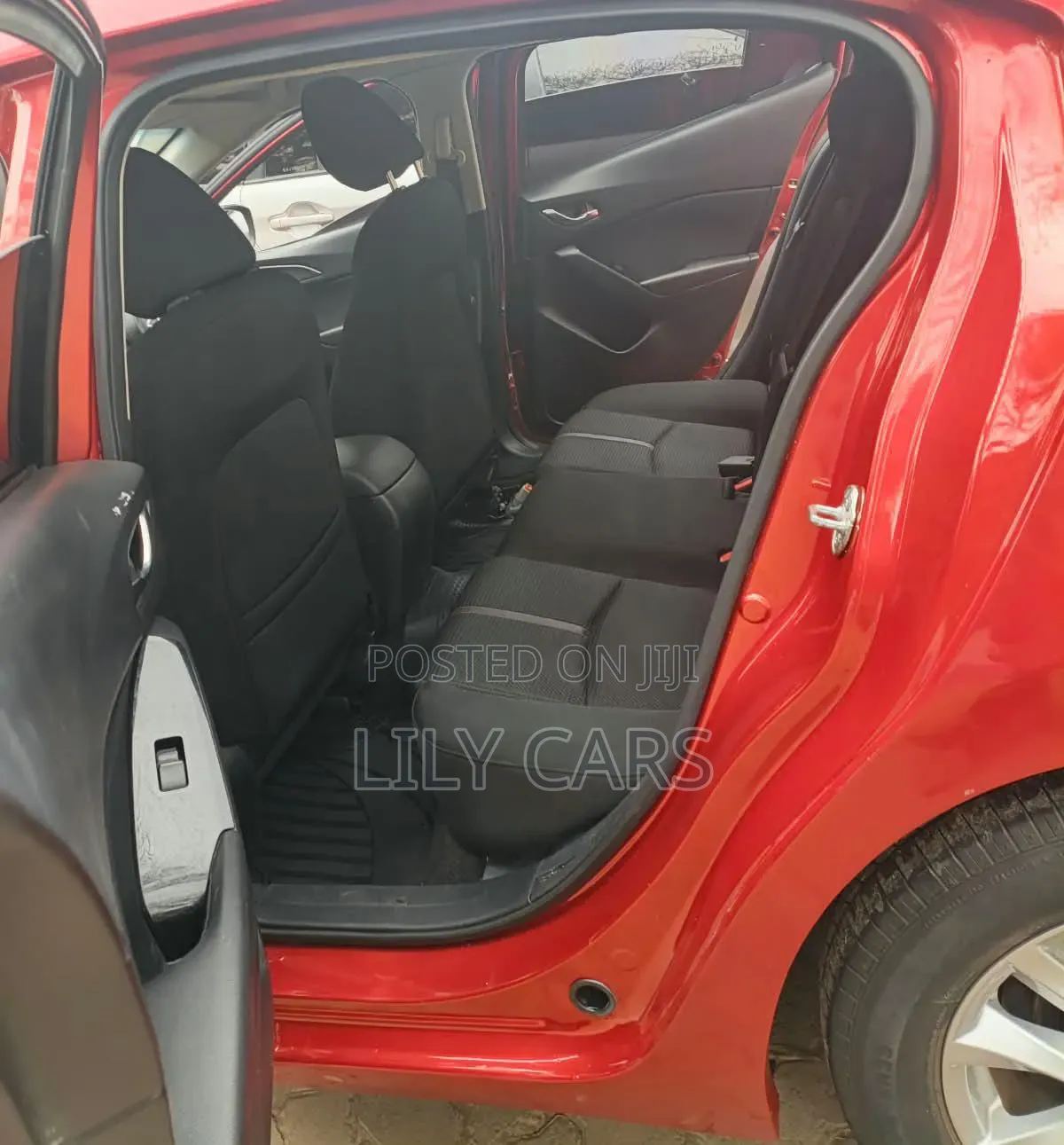 Mazda Axela 2015 Red