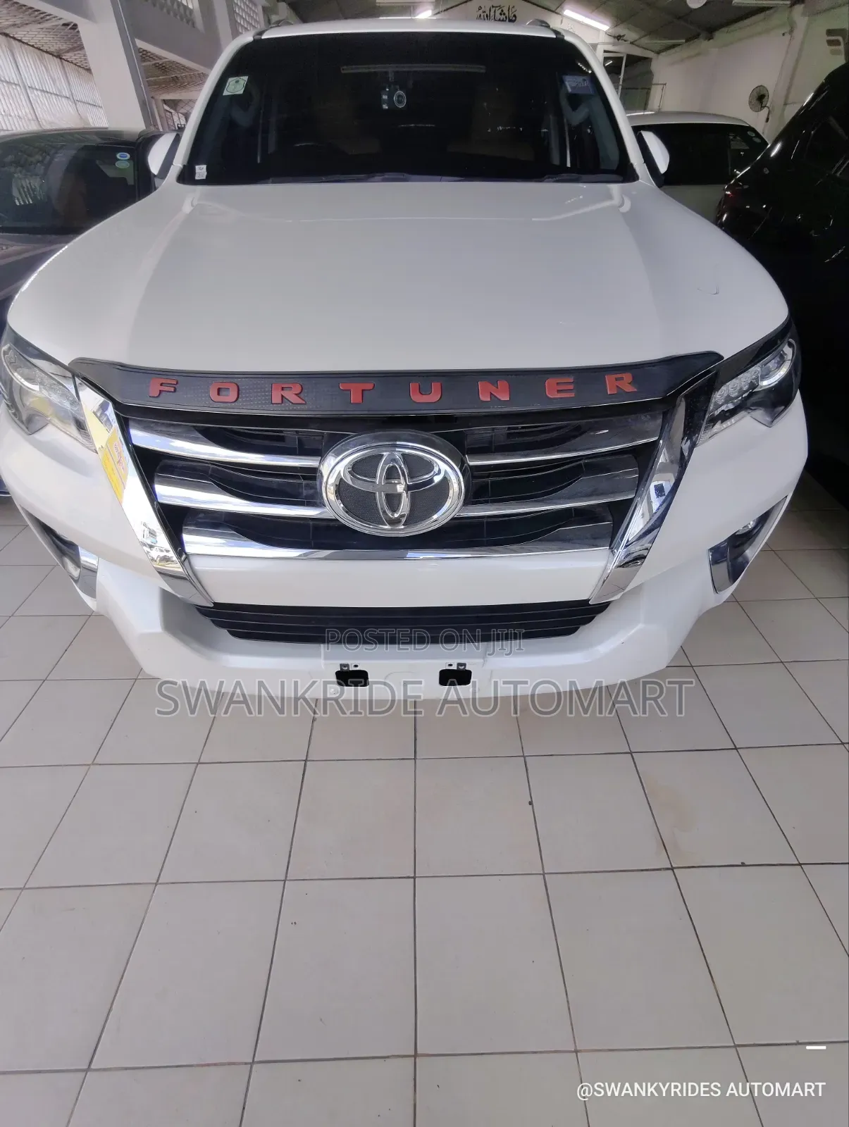 Toyota Fortuner 2.8 D AWD 2019 White