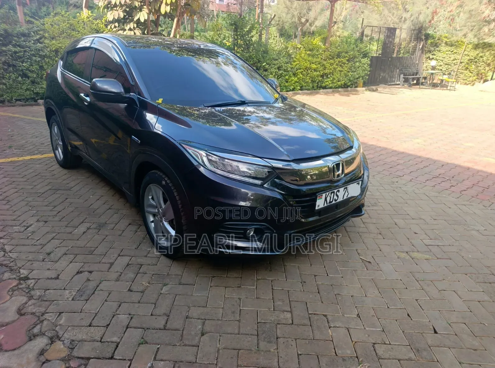 Honda Vezel 1.5 Hybrid 4WD 2018 Black