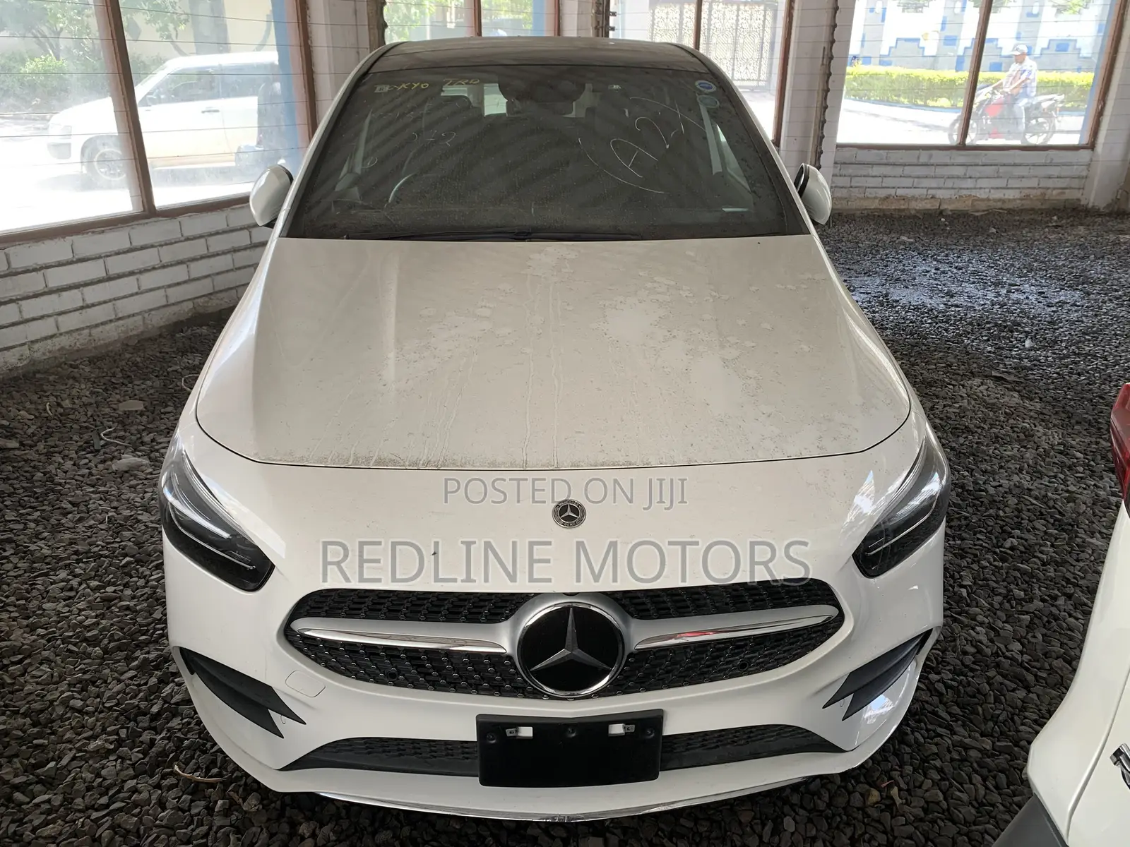 Mercedes-Benz B-Class B180 Petrol 2019 Off white