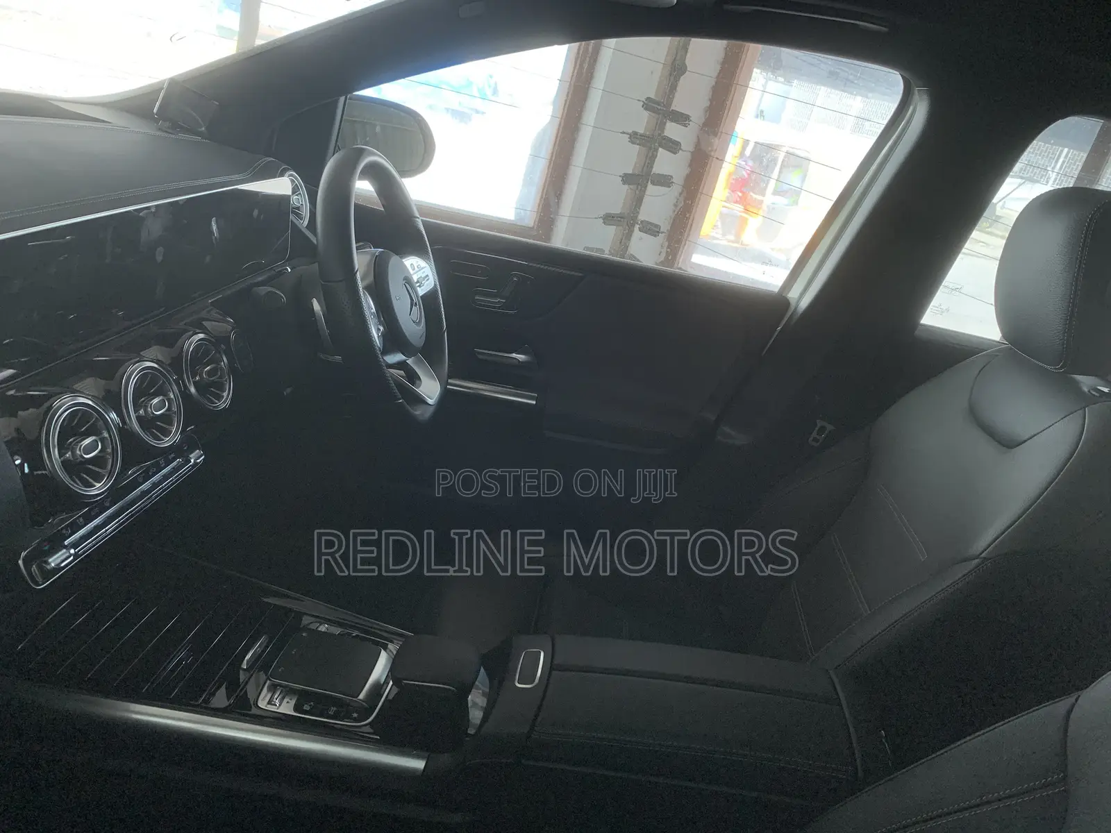 Mercedes-Benz B-Class B180 Petrol 2019 Off white