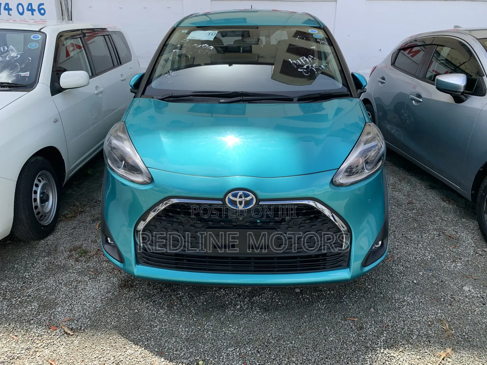 Toyota Sienta 1.5 Hybrid FWD 2019 Teal