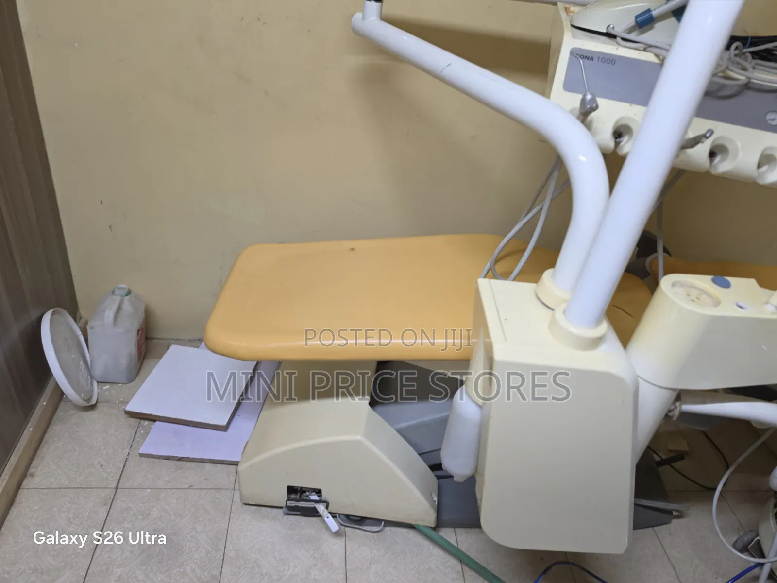 Fona 1000 Dental Unit and 32L Compressor