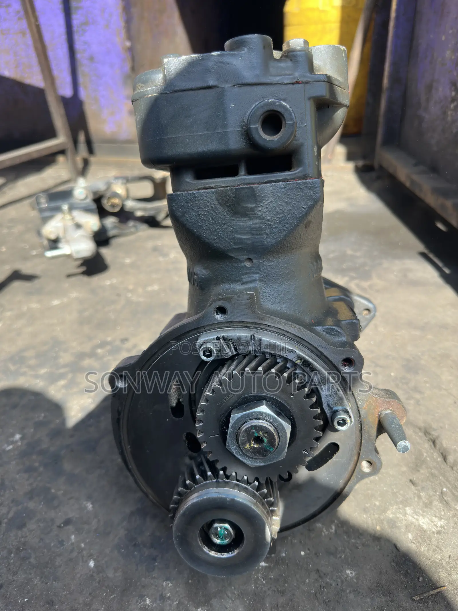 Fuso Fi Air Compressor.