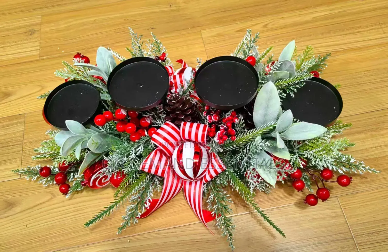 Christmas Centre Piece With 4 Candle Holders