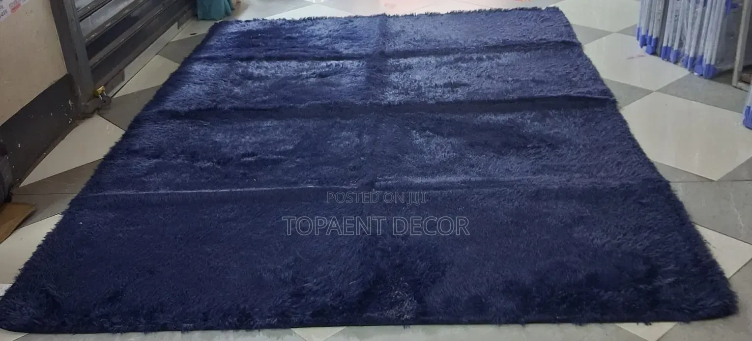 Plain and Patterned Fluffy House Carpets