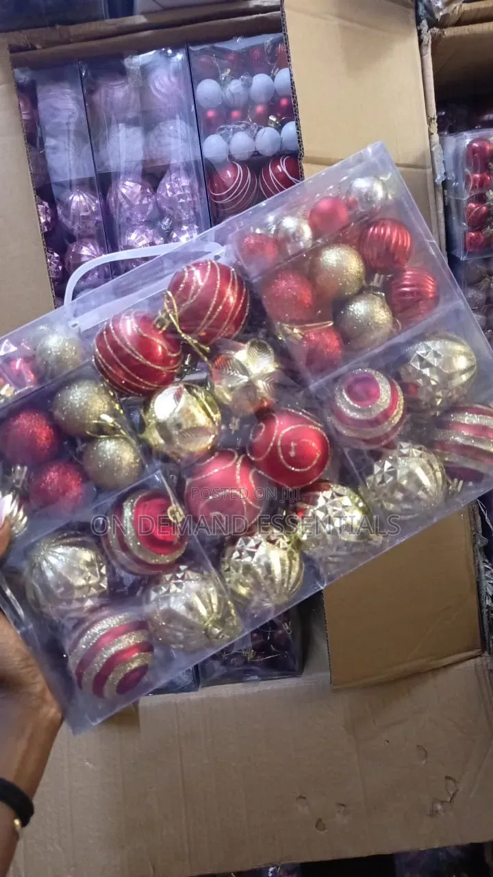 Mixed Colours Christmas Balls