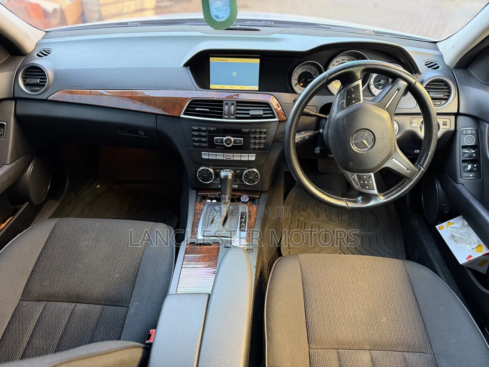 Mercedes-Benz C200 2011 Silver