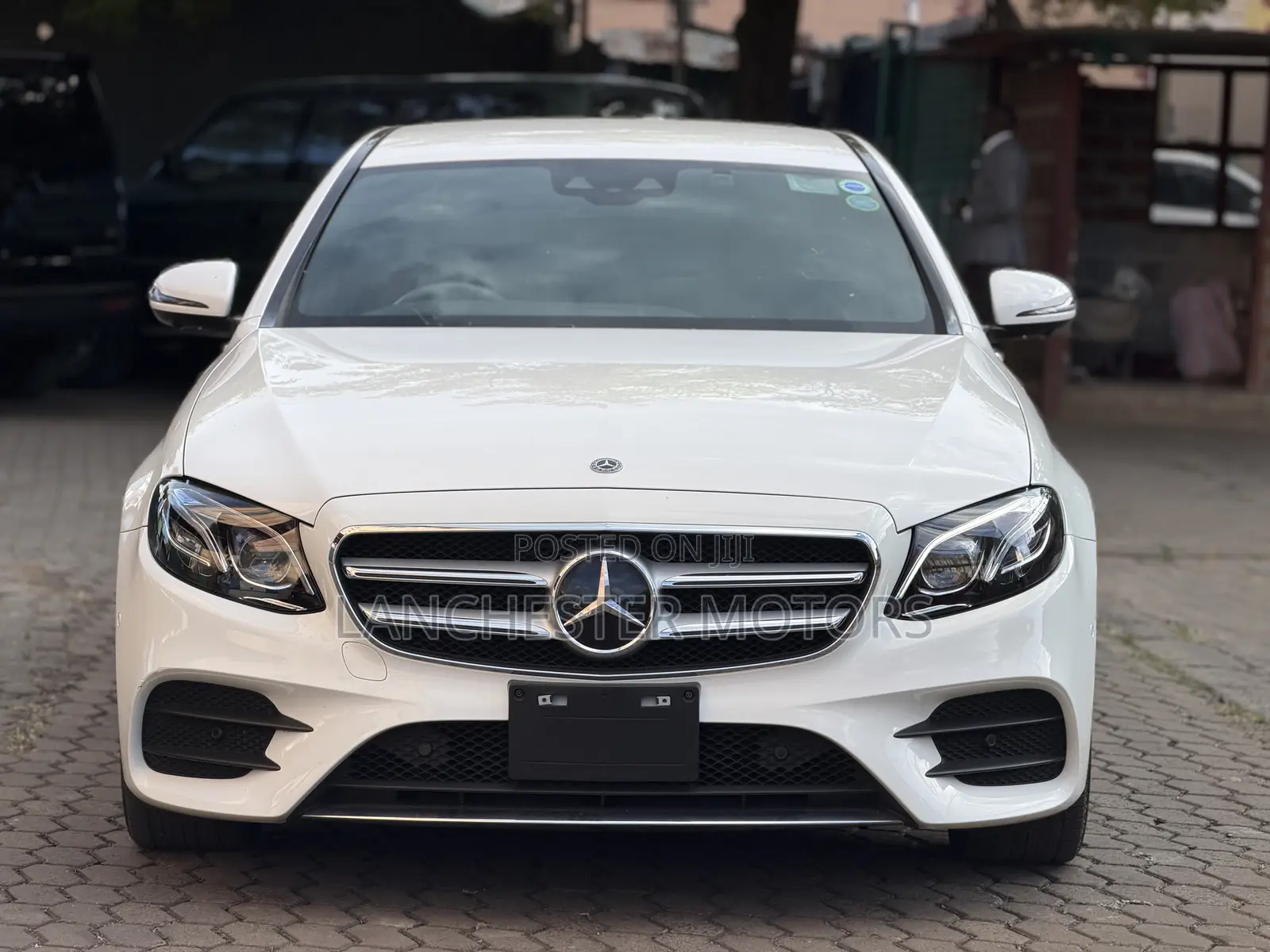 Mercedes-Benz E300 2019 White