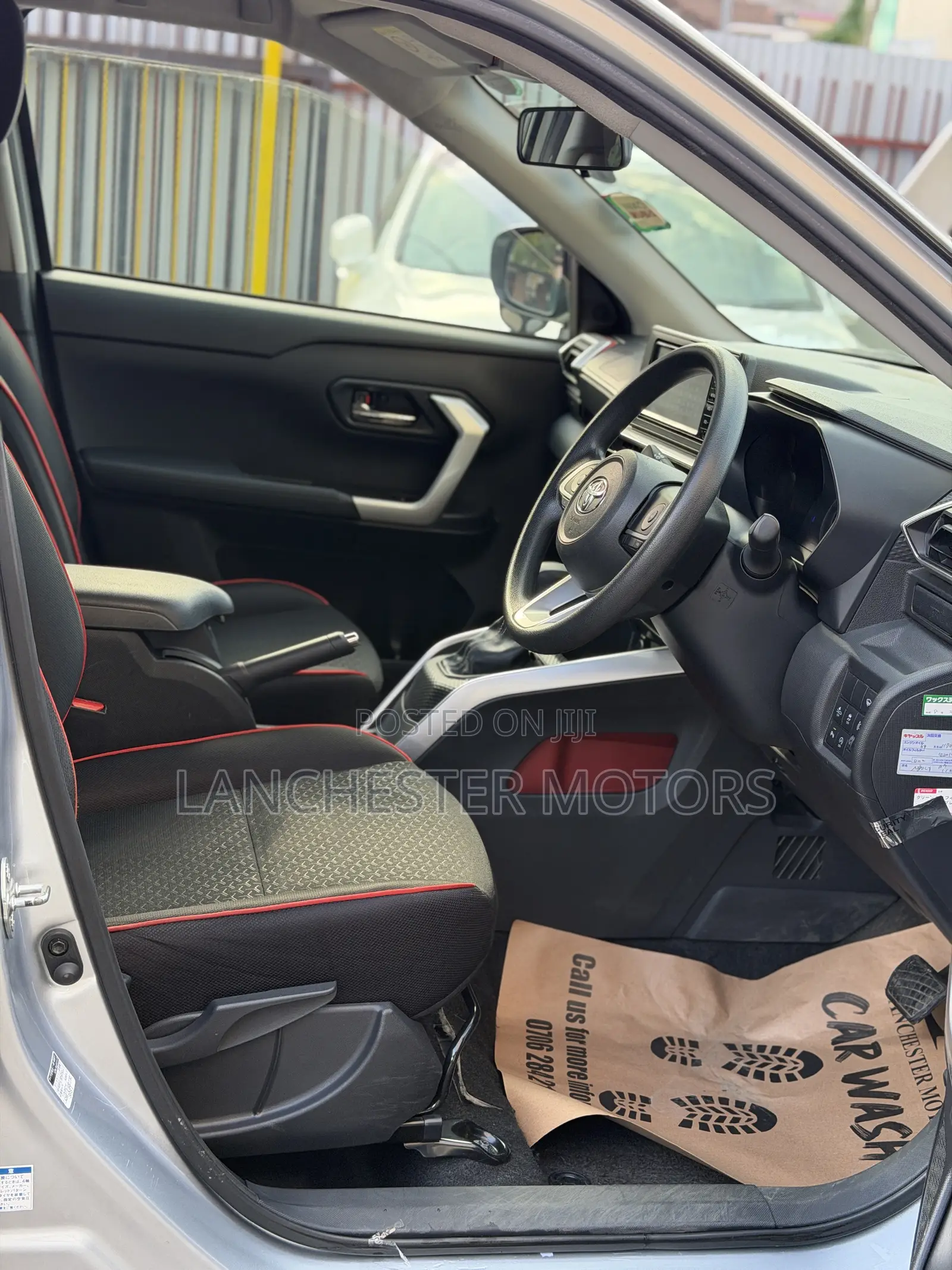 Toyota Raize 1.0 AWD 2019 Silver