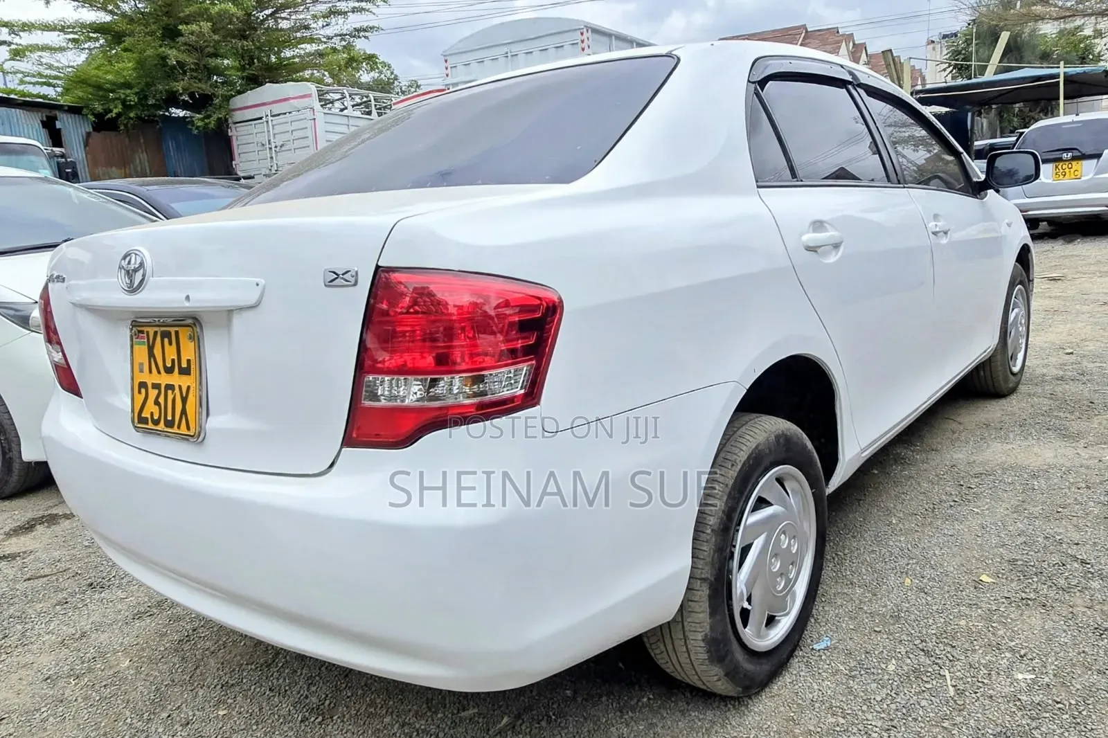 Toyota Axio 1.5 G 2WD 2010 White