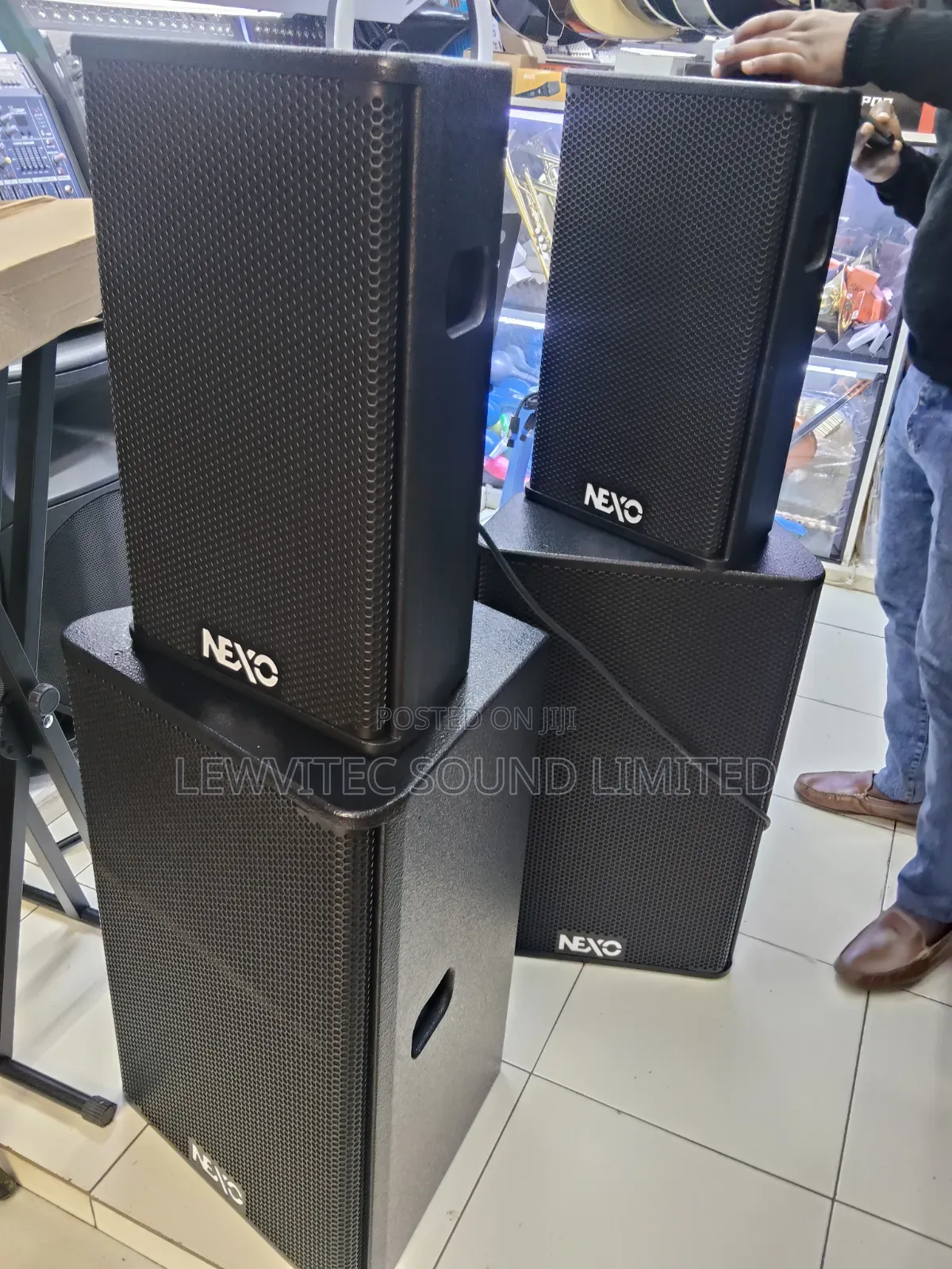 Nexo 15 Inch Set Speakers