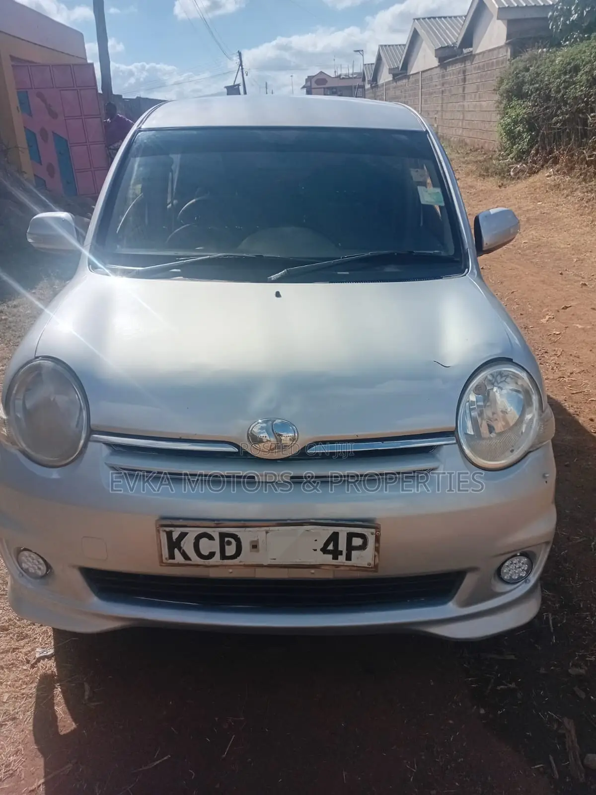 Toyota Sienta 2008 Gray