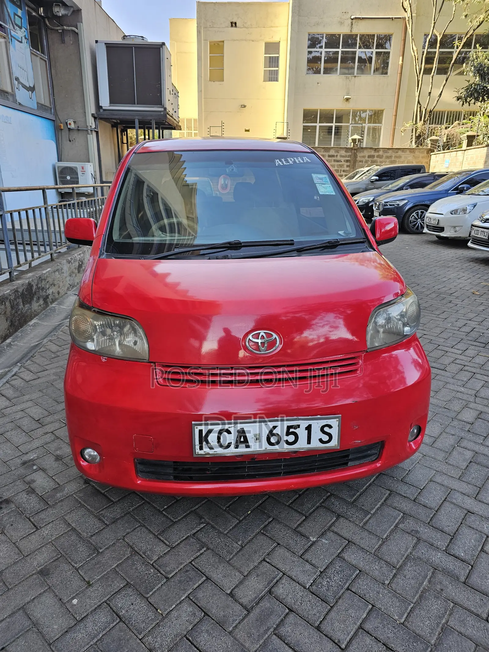 Toyota Porte 1.3 FWD 2009 Red