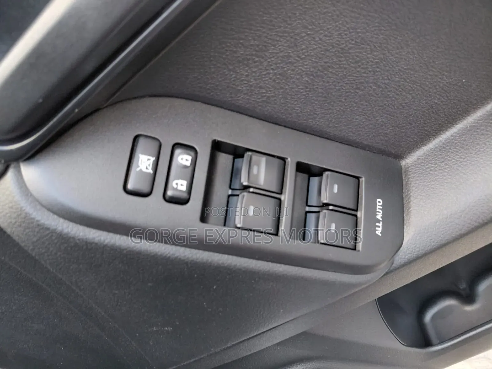 Toyota Land Cruiser Prado 2019 Silver