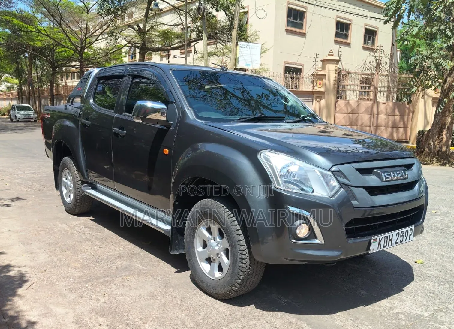 Isuzu D-MAX 2022 Gray