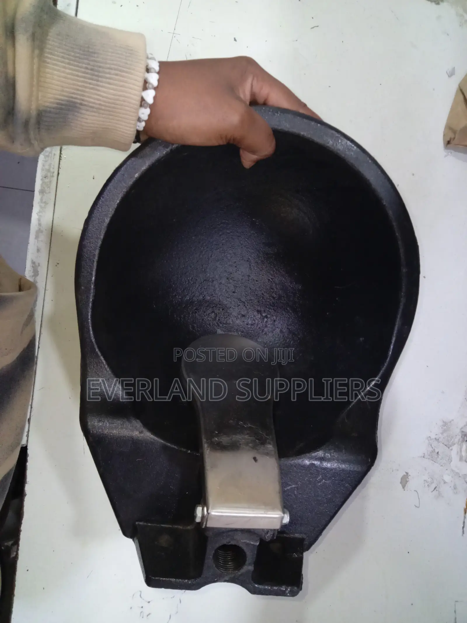 Heavy-Duty Cast Iron Water Bowl for Cows