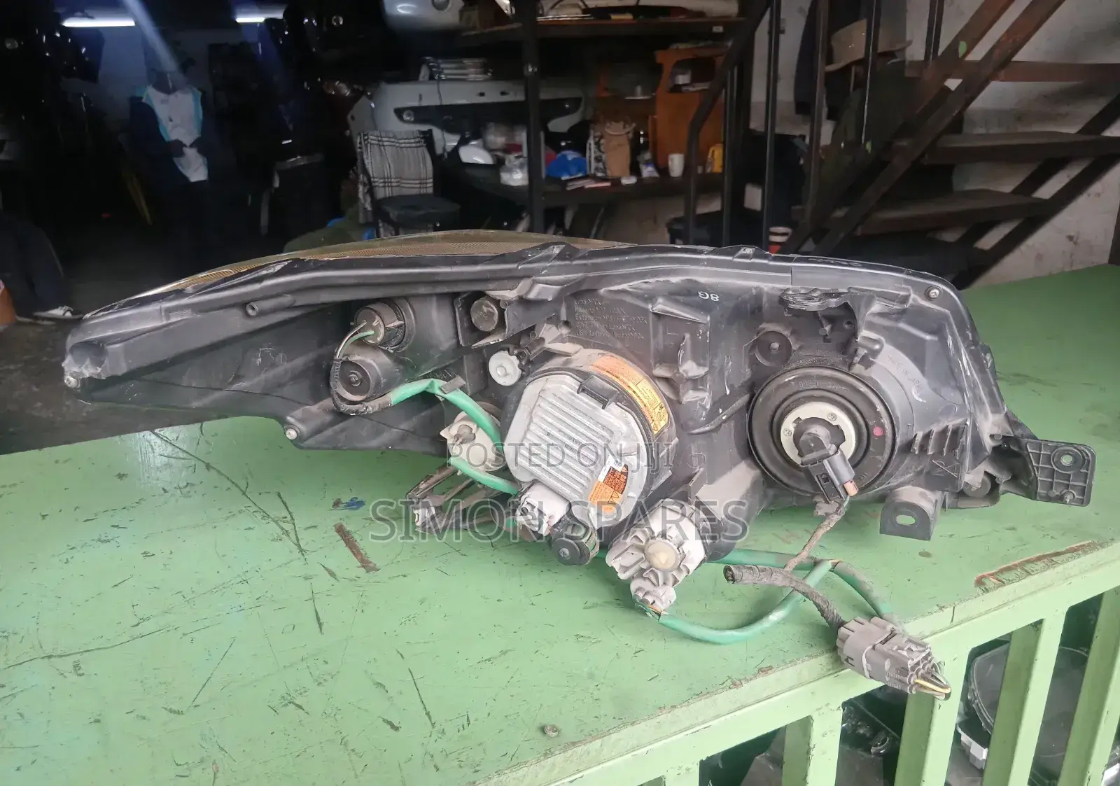 Subaru Forester SJ5 Headlight LH Xenon 8G