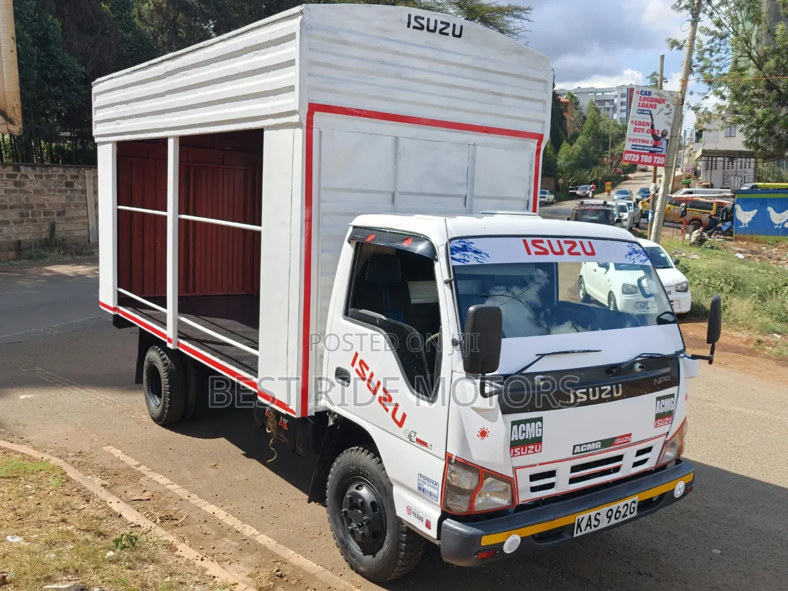 Isuzu NPR Local