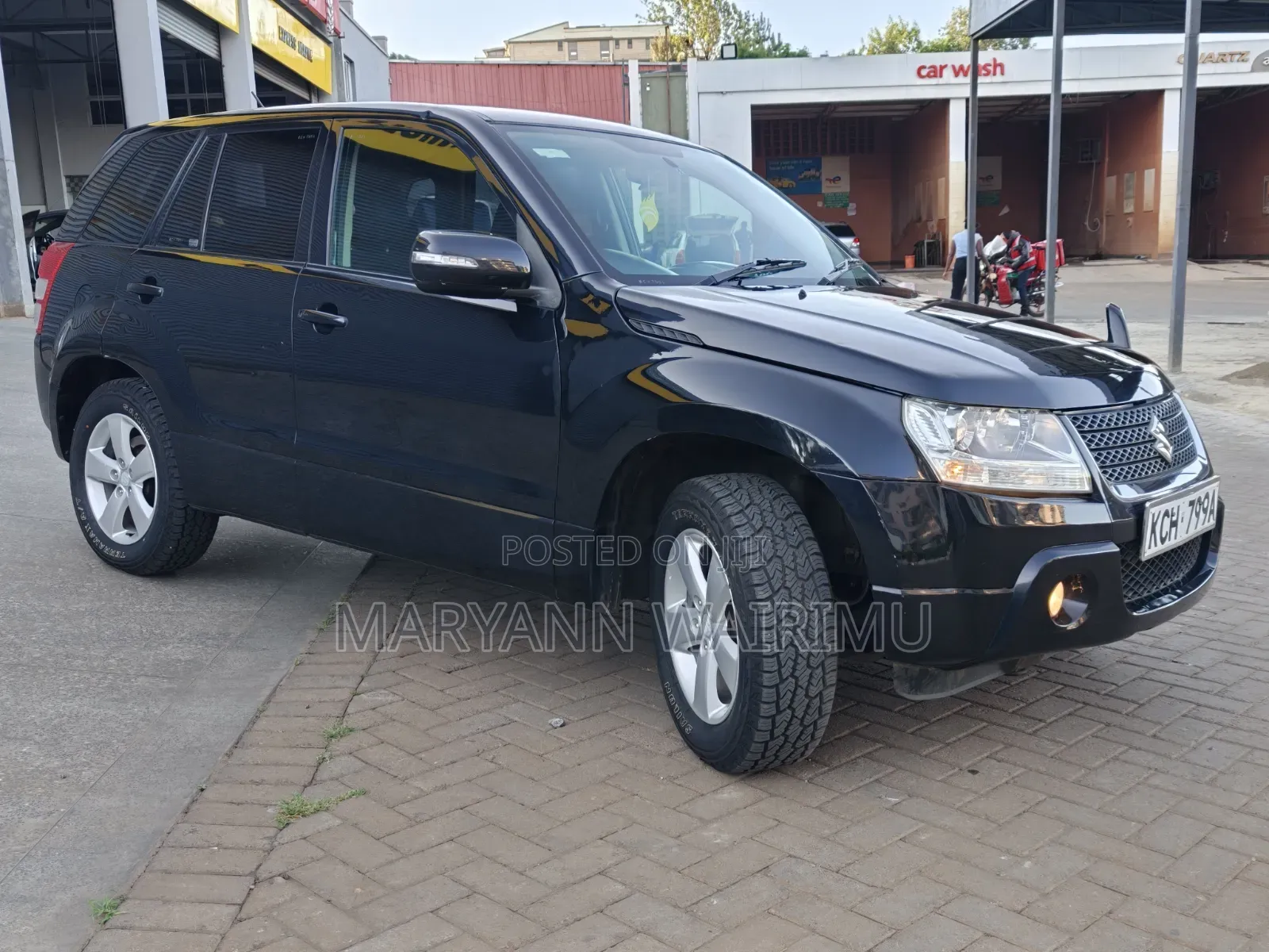Suzuki Escudo 2010 Black