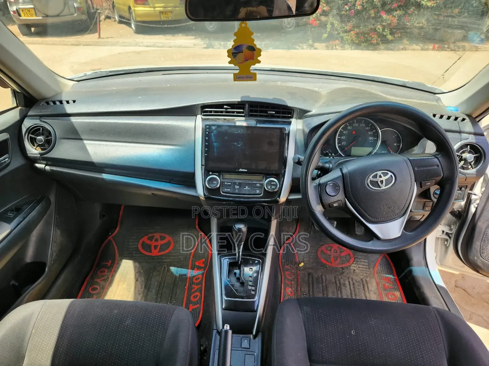 Toyota Corolla Fielder 2016 White